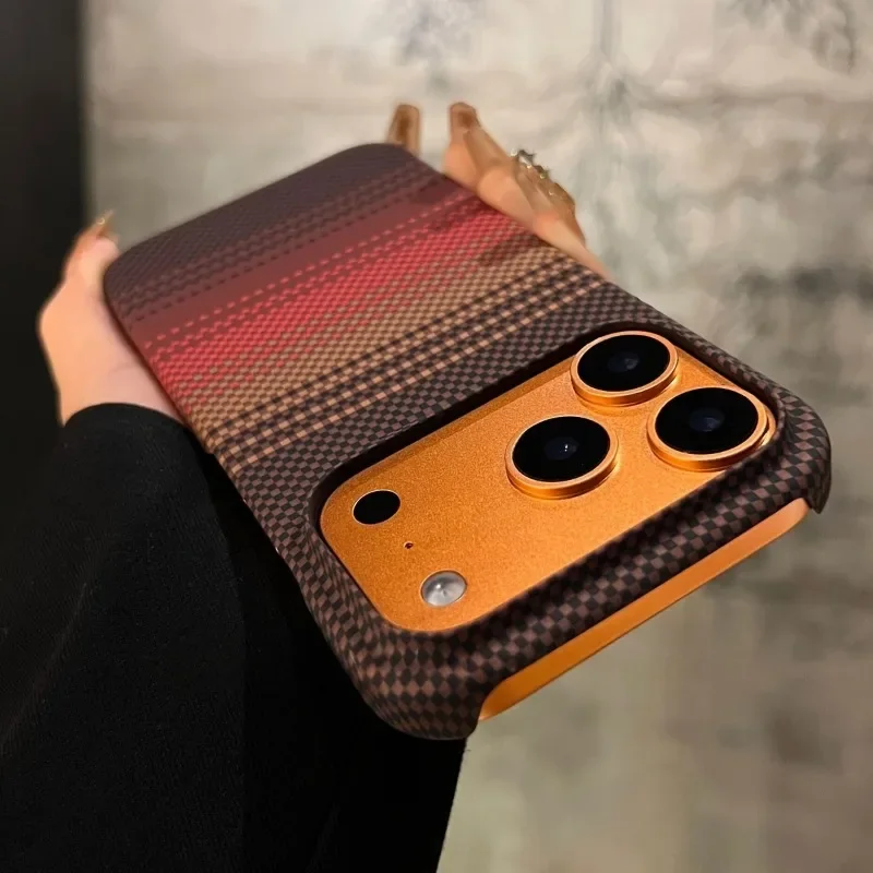 Matte Hard Pc Back Case - غطاء حماية فاخر من ألياف الكربون