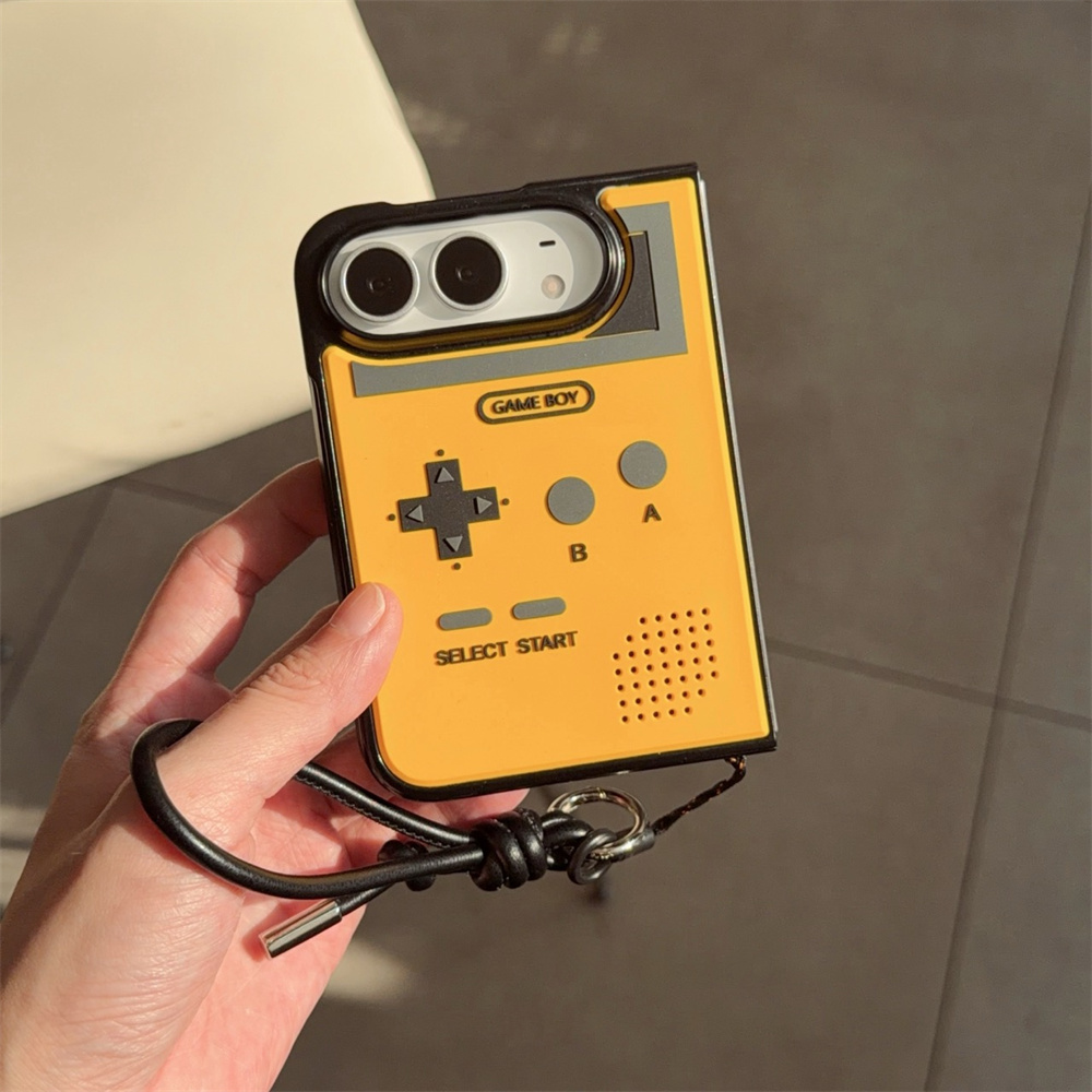 حافظة هاتف بسيطة بتصميم كوري م - مراجعة Cute Cartoon Wrist Strap Silicone Case وسعره